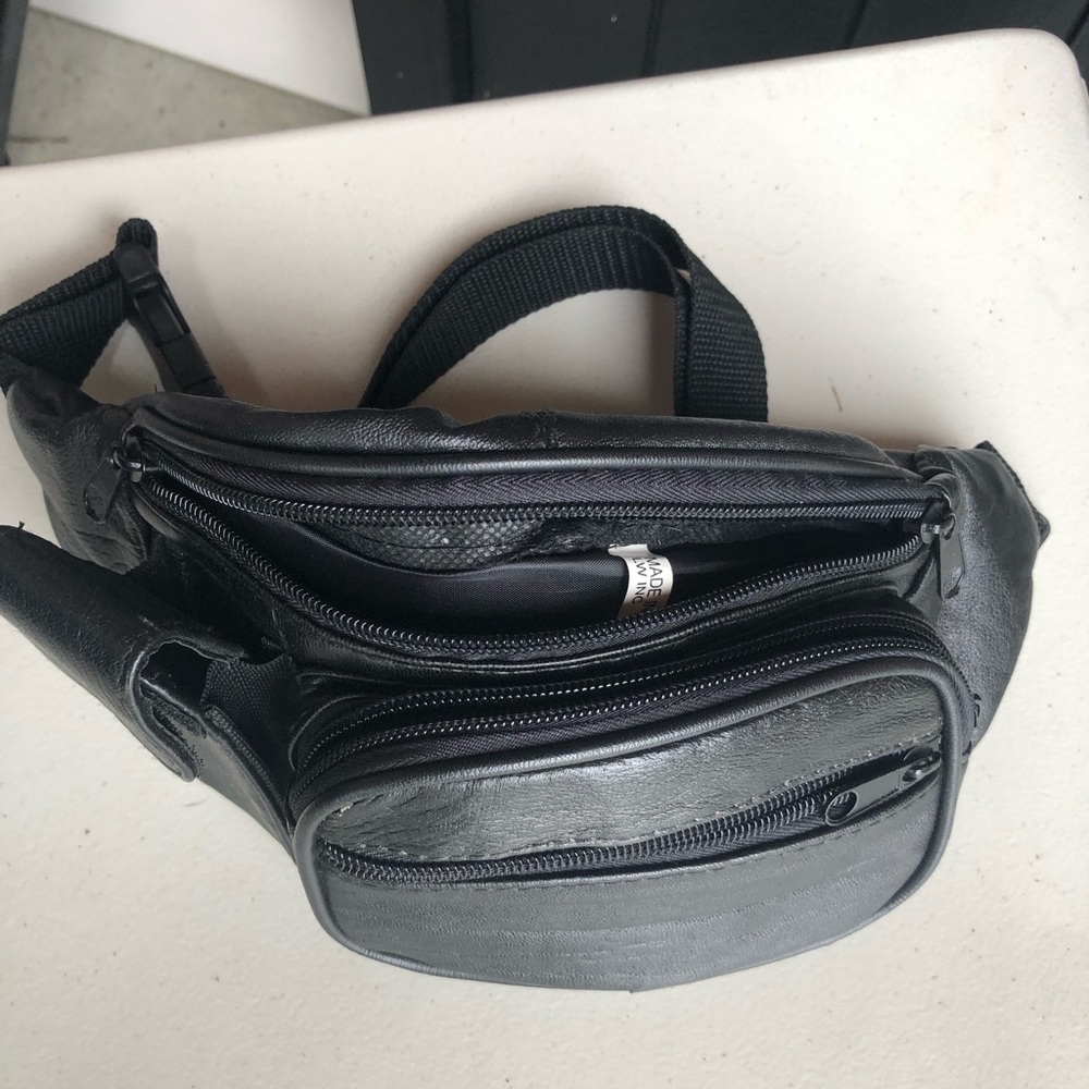 Black Leather Waist Pack for Men’s Classic Belt Bag 4 Zippers Pockets.